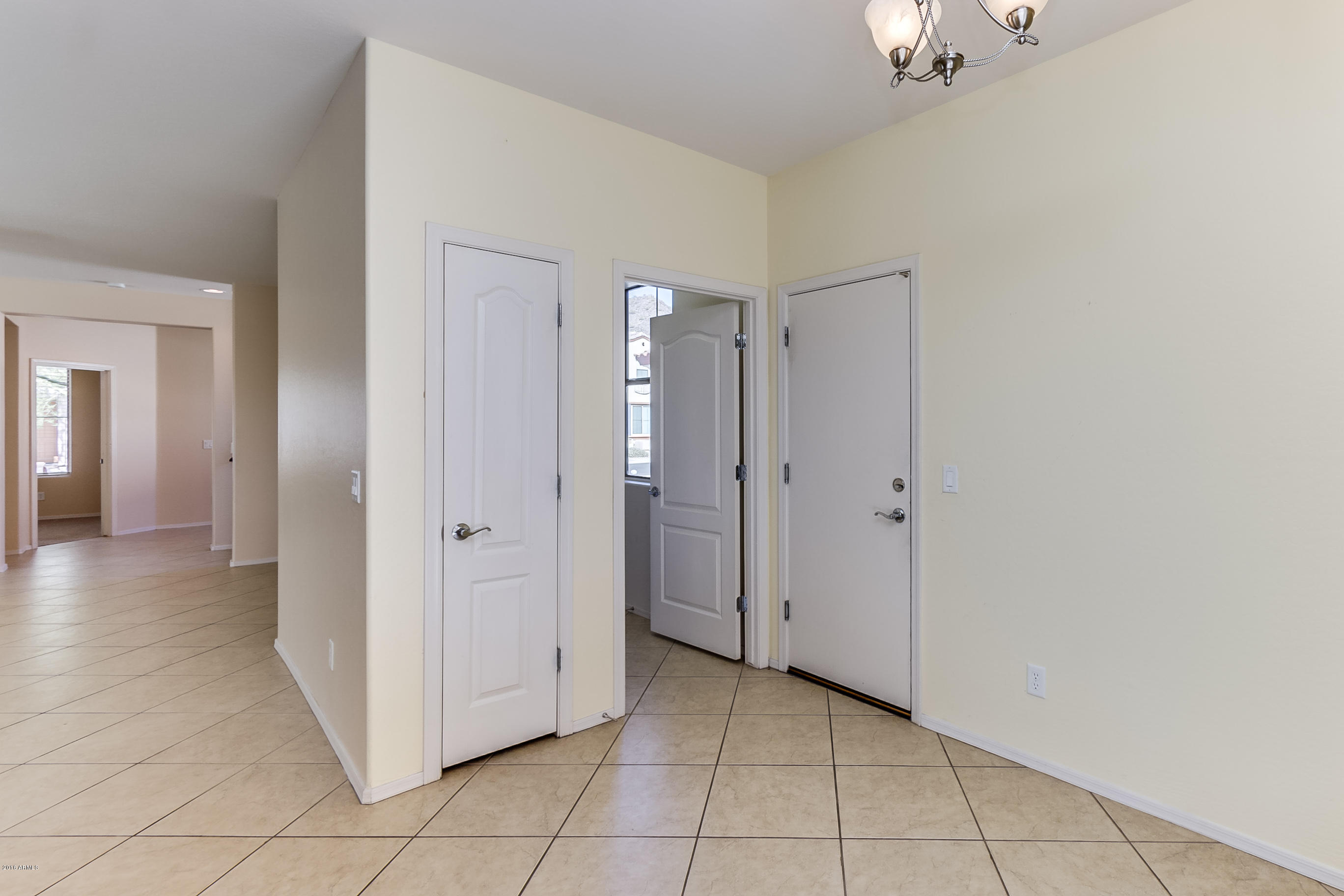 7427 West Montgomery Road Peoria, AZ 85383 - Photo 10 of 41 Montgomery - 013