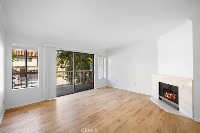 $3,300 | 345 North Jackson Street, Unit 106, Glendale, CA 91206