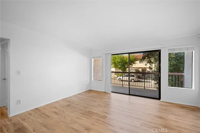 $3,300 | 345 North Jackson Street, Unit 106, Glendale, CA 91206