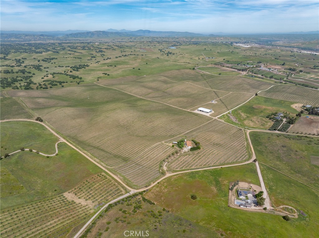 1375 Grana Place Paso Robles, CA 93446 - Photo 39 of 42 Views from west
