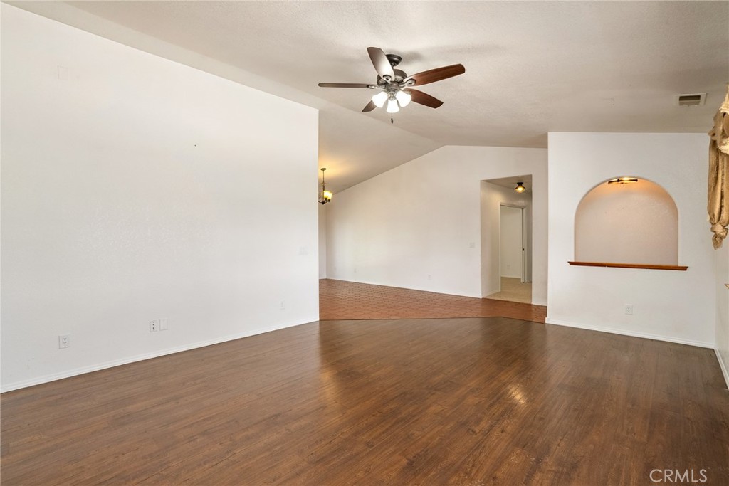 1375 Grana Place Paso Robles, CA 93446 - Photo 9 of 42