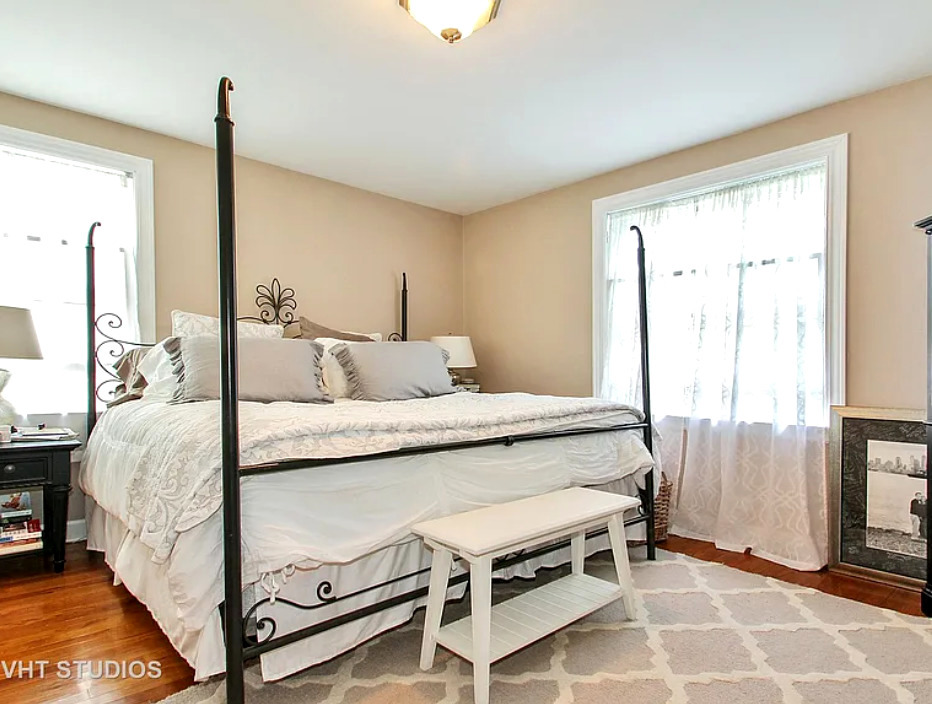 3207 Illinois Road Wilmette, IL 60091 - Photo 7 of 13