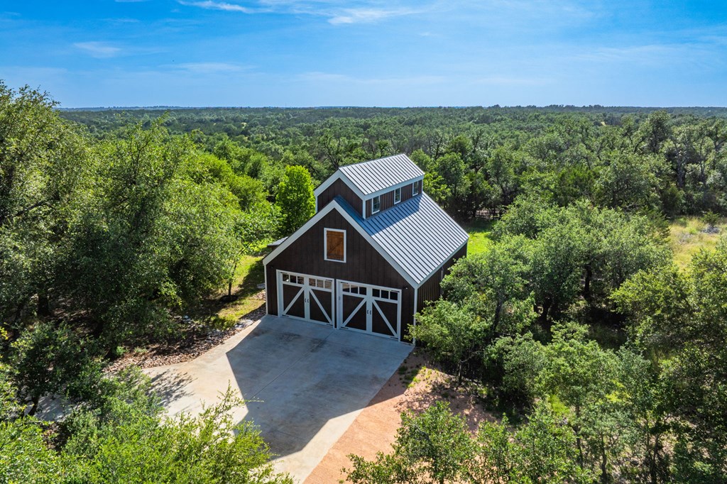 1400 Arbor Ridge Road Fredericksburg, TX 78624 - Photo 23 of 37 Main Residence Detached Garage