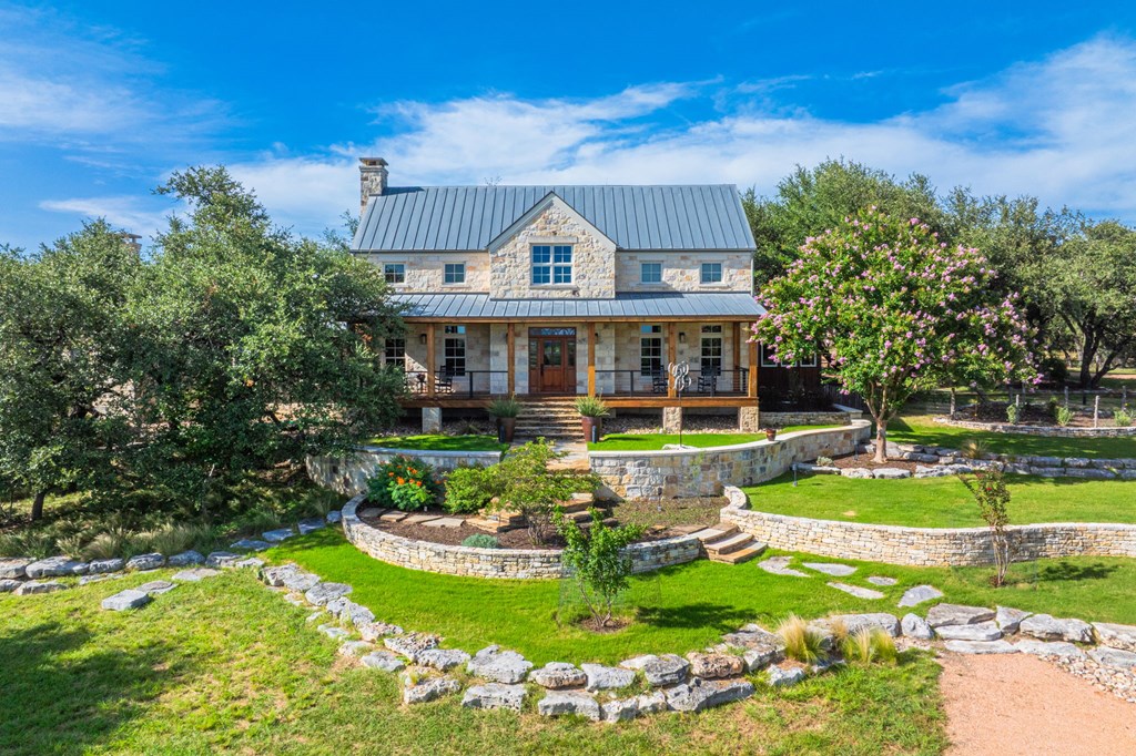 1400 Arbor Ridge Road Fredericksburg, TX 78624 - Photo 4 of 37 Main House Exterior