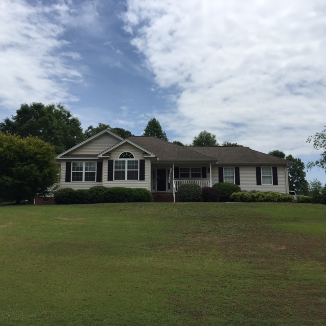 547 Piney Trail Road Liberty, SC 29657 - Photo 3 of 25