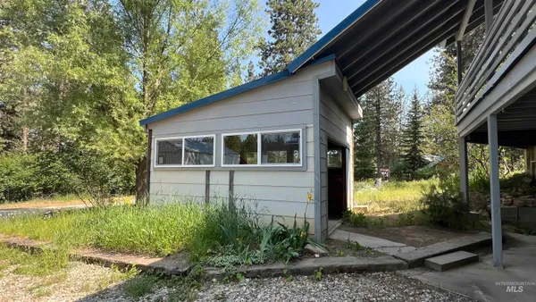 $525,000 | 24 Castle Meadow Drive, Garden Valley, ID 83622