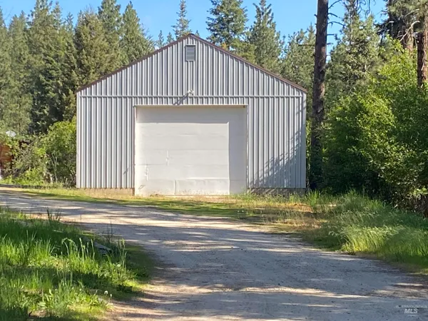 $525,000 | 24 Castle Meadow Drive, Garden Valley, ID 83622