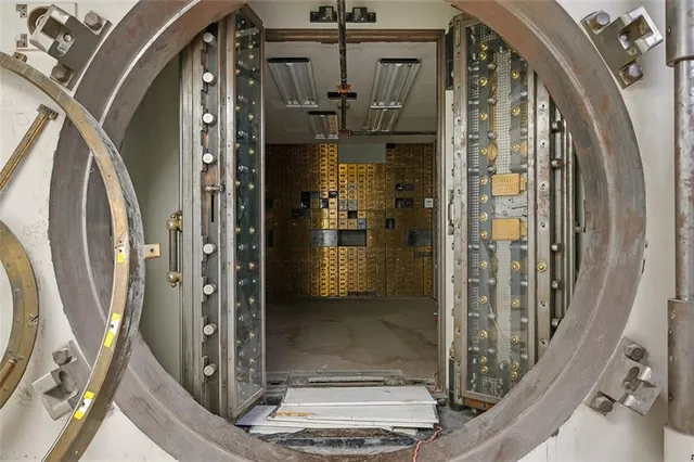 $287,500 | 306 Fourth Avenue, Unit 401, Pittsburgh, PA 15222