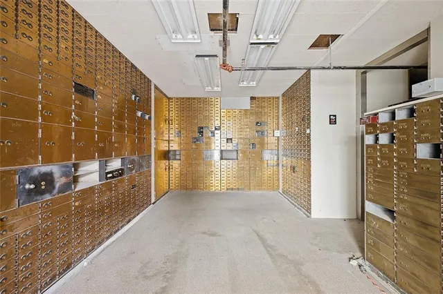 $287,500 | 306 Fourth Avenue, Unit 401, Pittsburgh, PA 15222