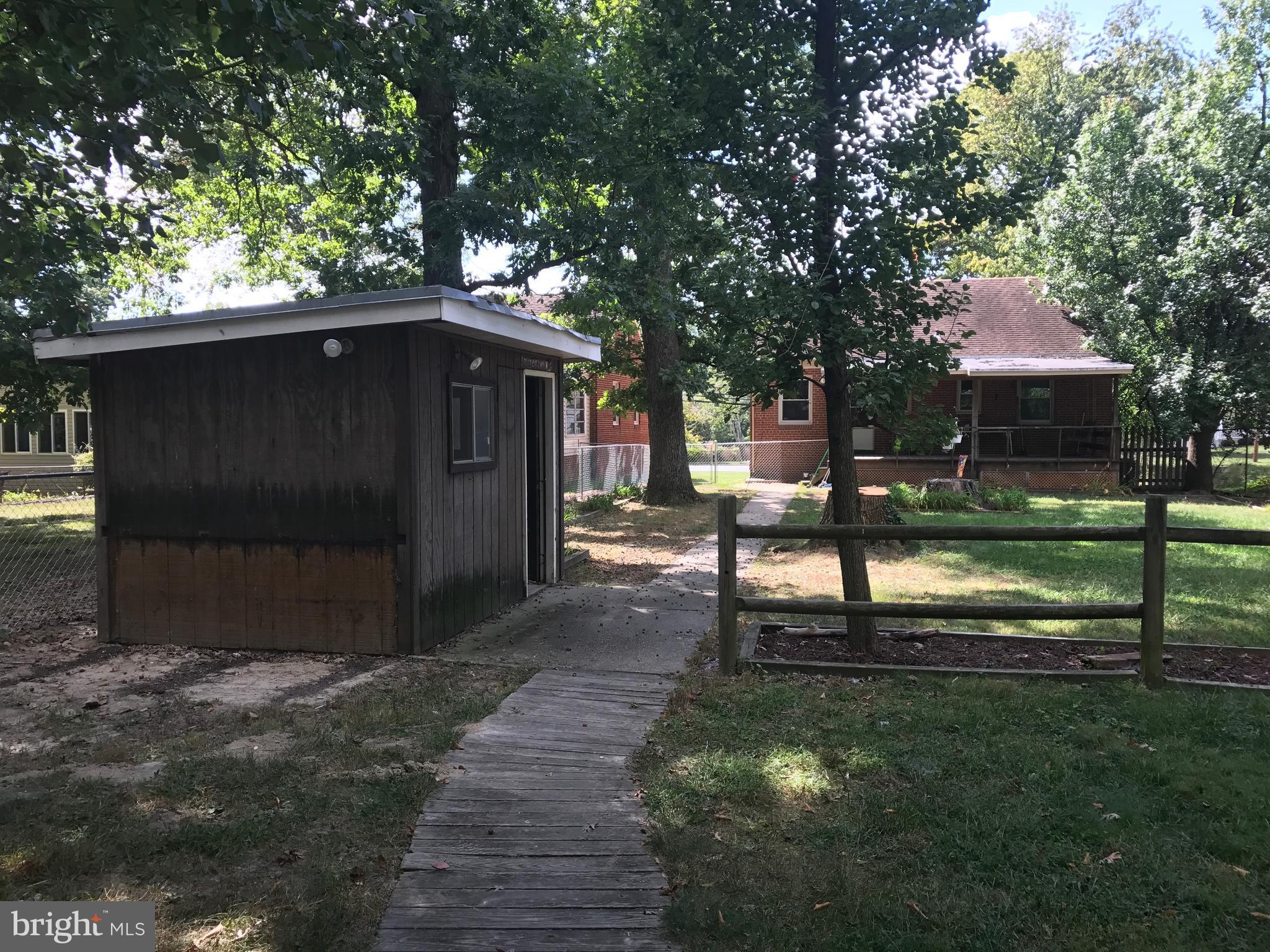 6614 Livingston Road Oxon Hill, MD 20745 - Photo 14 of 16 Exterior (Rear)