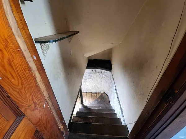 $195,000 | 307 North Detroit Street, Lagrange, IN 46761