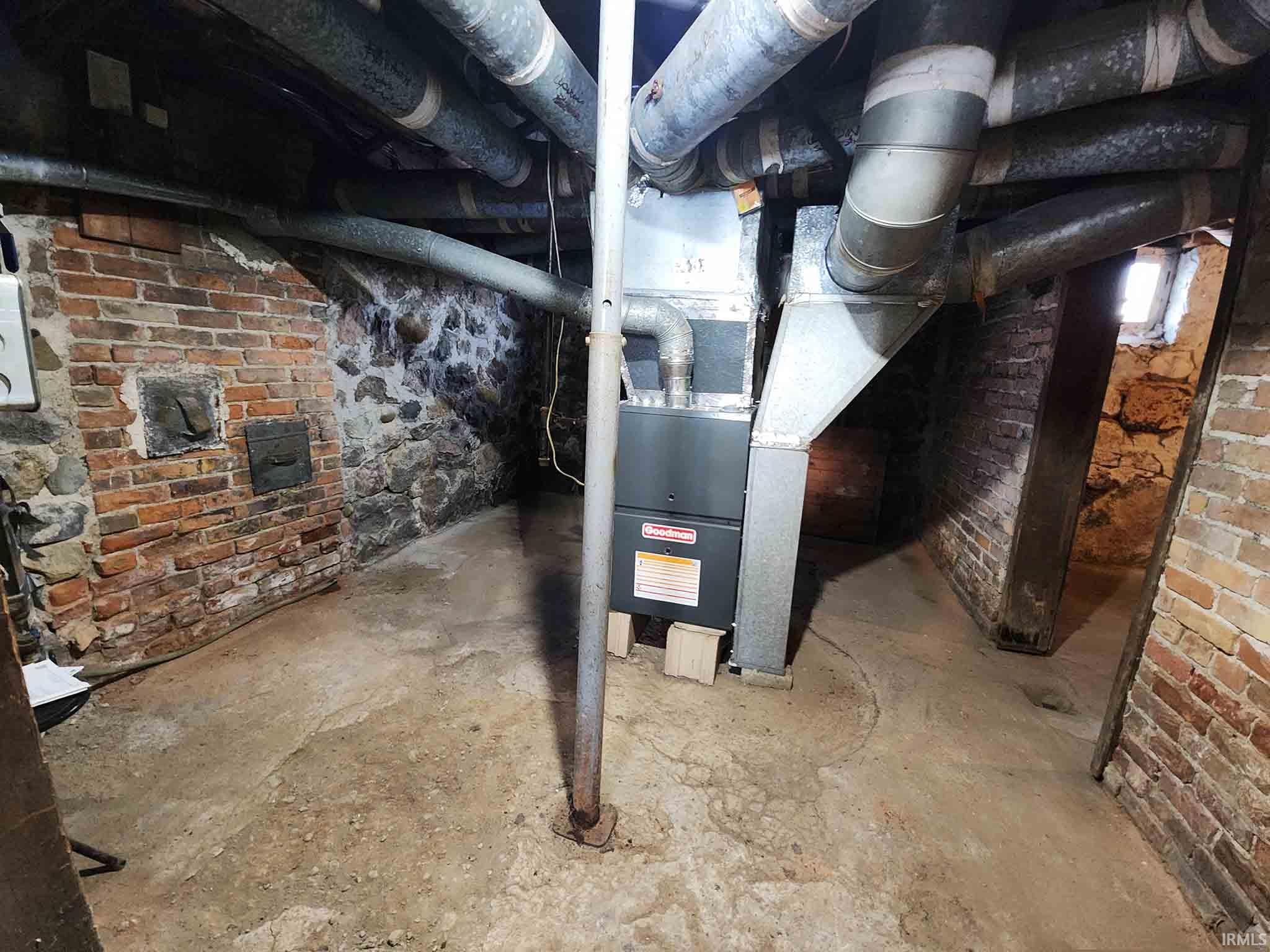 307 North Detroit Street Lagrange, IN 46761 - Photo 26 of 33