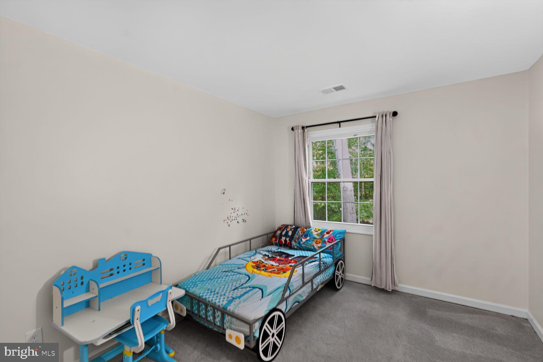 5900 Kingsford Road, Unit C Springfield, VA 22152 - Photo 15 of 21 Second Bedroom