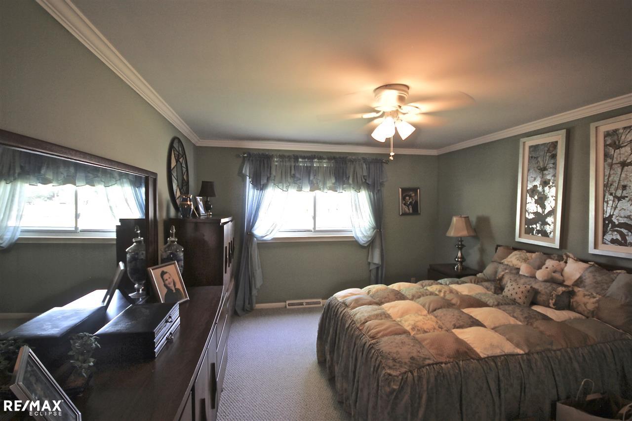 11472 Chicago Road Warren, MI 48093 - Photo 28 of 44 31350567-27.JPG