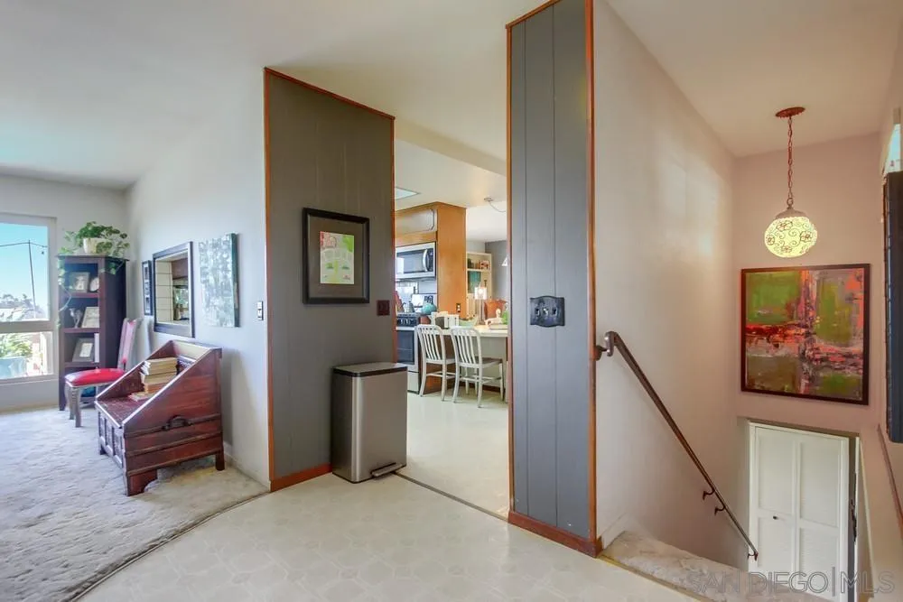 1637 Laurel Road Oceanside, CA 92054 - Photo 15 of 32 Gallery Image 15