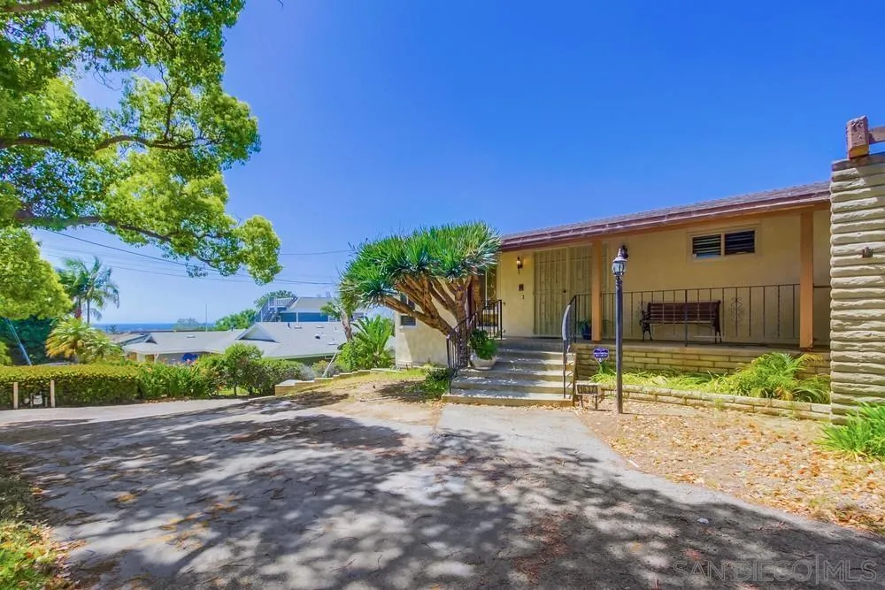 1637 Laurel Road Oceanside, CA 92054 - Photo 31 of 32 Gallery Image 31