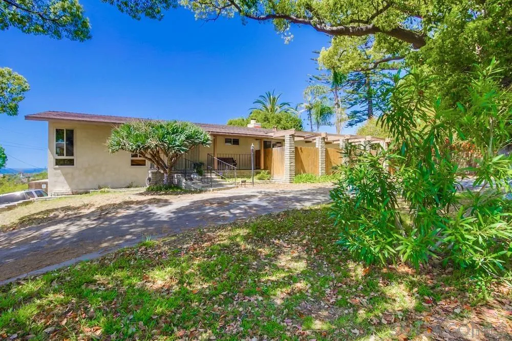 1637 Laurel Road Oceanside, CA 92054 - Photo 32 of 32 Gallery Image 32