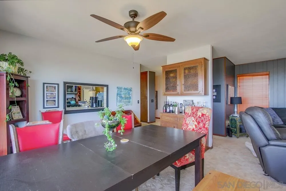 1637 Laurel Road Oceanside, CA 92054 - Photo 9 of 32 Gallery Image 9