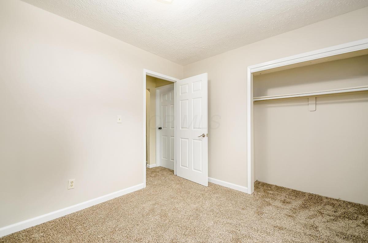 5375 Spring Hill Road Grove City, OH 43123 - Photo 31 of 32 Gallery Image 31