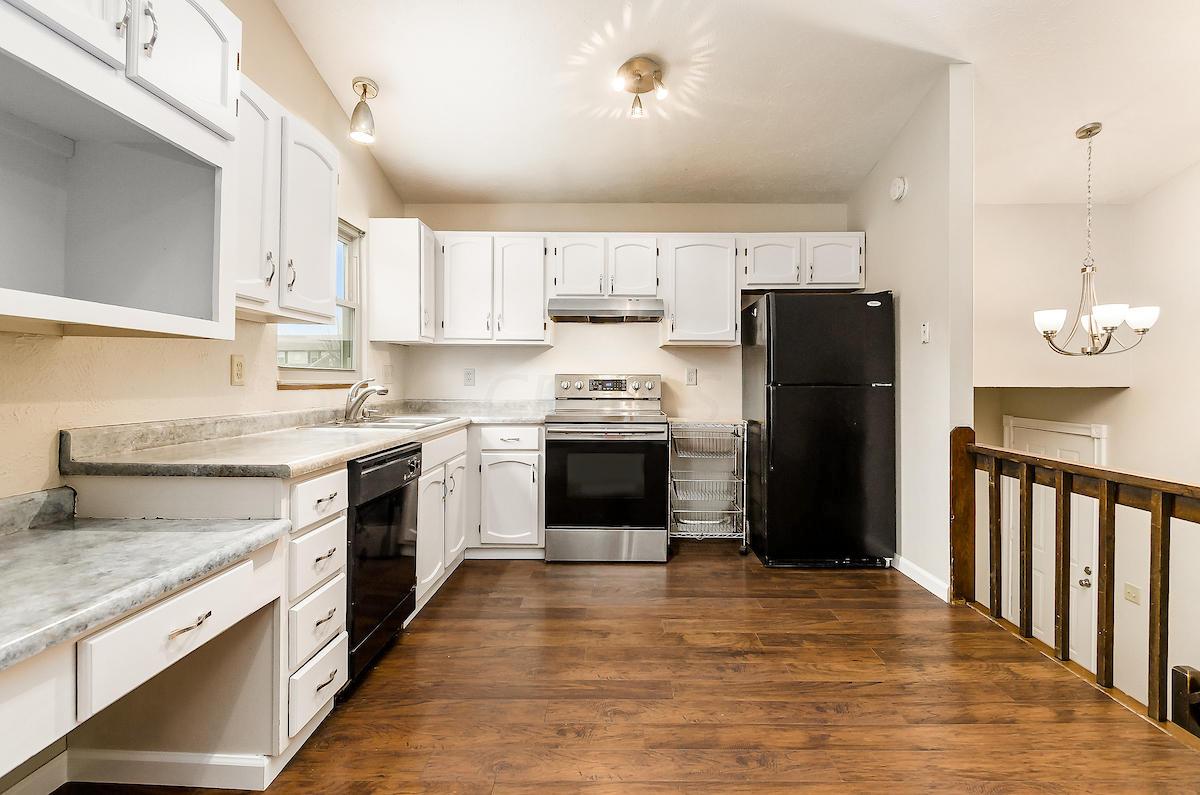 5375 Spring Hill Road Grove City, OH 43123 - Photo 8 of 32 Gallery Image 8