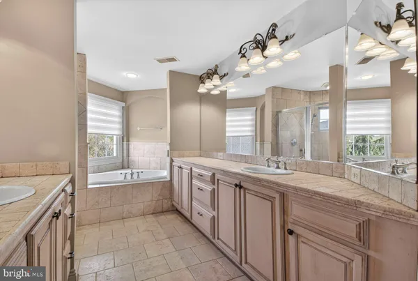 $1,295,000 | 15714 Spyglass Hill Loop, Gainesville, VA 20155