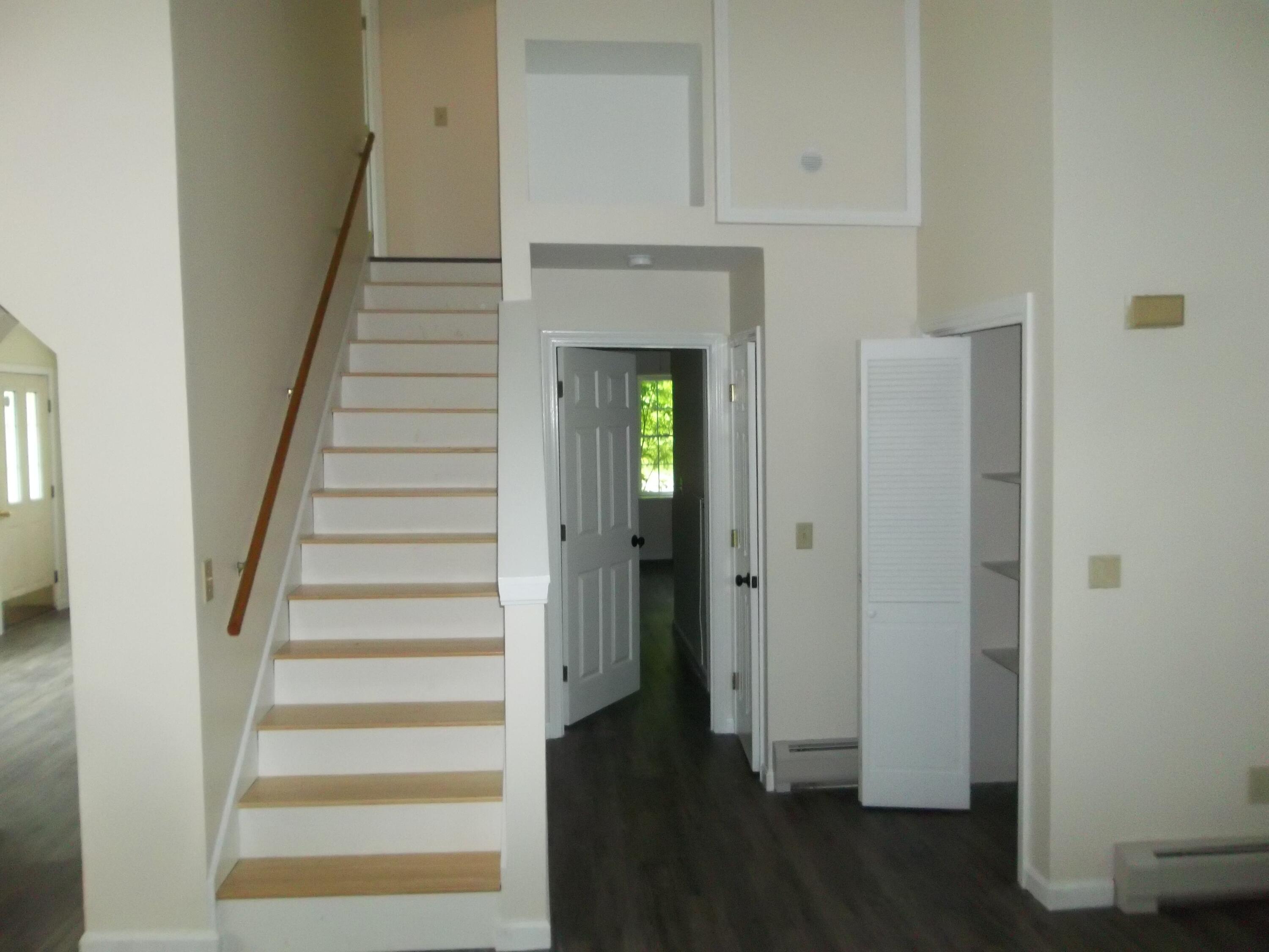 564 Main Street Calais, ME 04619 - Photo 11 of 21 100_0804