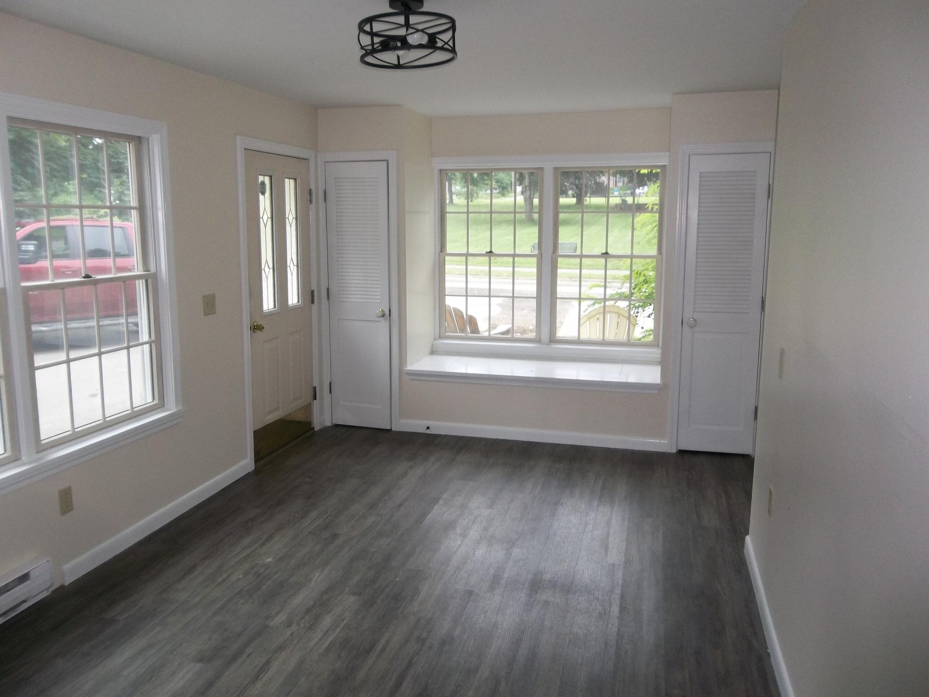 564 Main Street Calais, ME 04619 - Photo 5 of 21 100_0798
