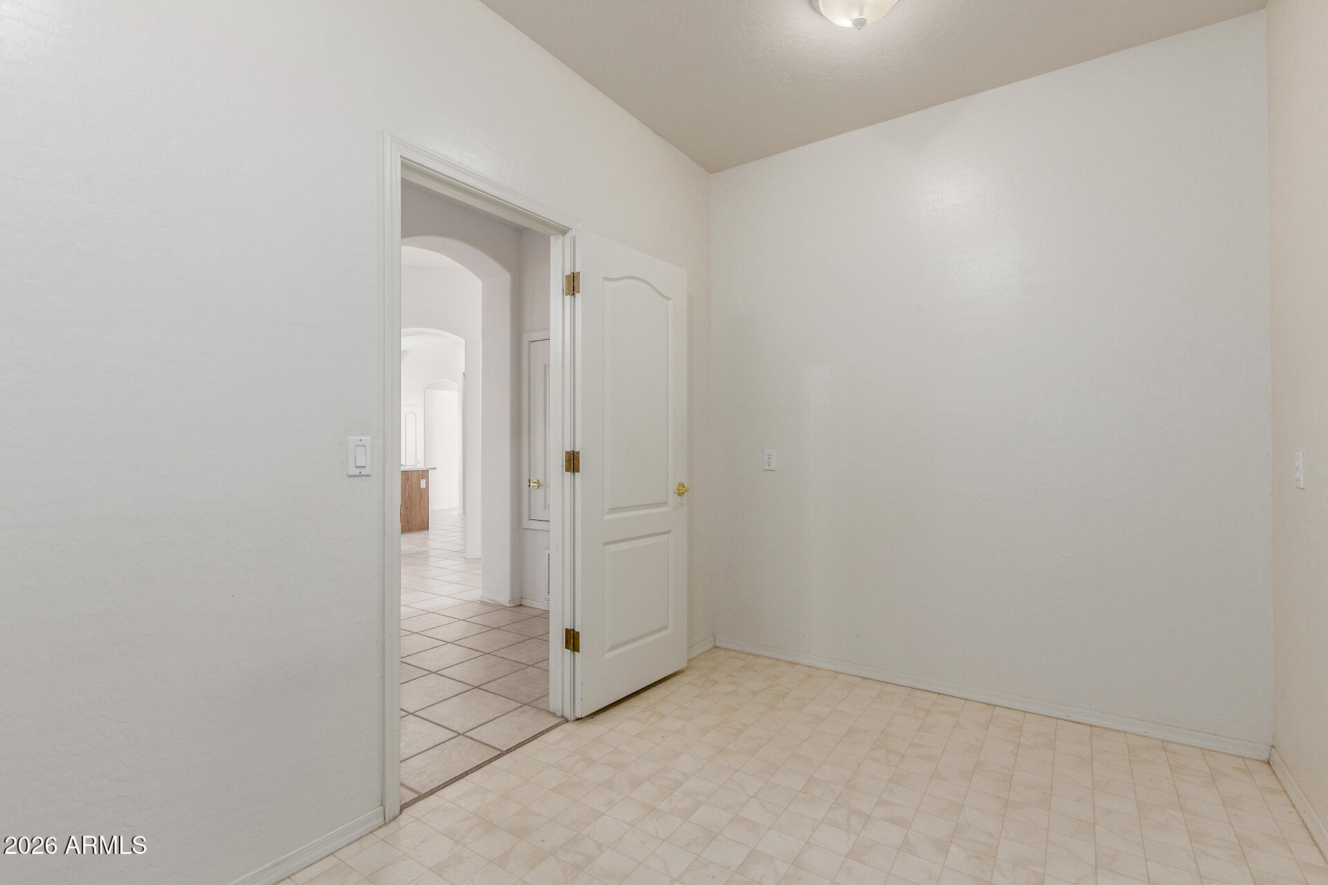 3430 North Mountain Ridge, Unit 13 Mesa, AZ 85207 - Photo 37 of 124 38 Mountain Ridge