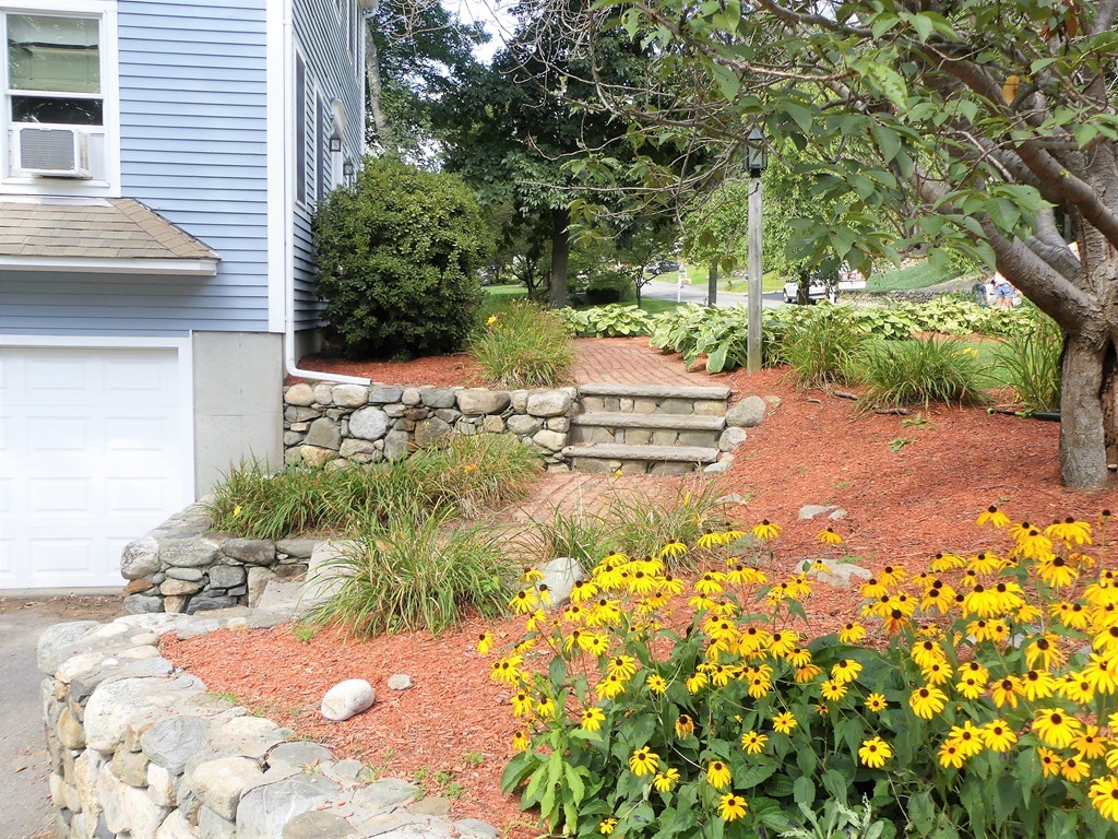143 Hickory Hill Road North Andover, MA 01845 - Photo 24 of 24 Gallery Image 24