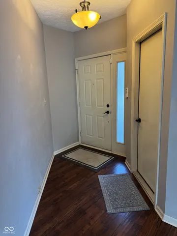 $1,900 | 6625 Sunloch Court, Indianapolis, IN 46250