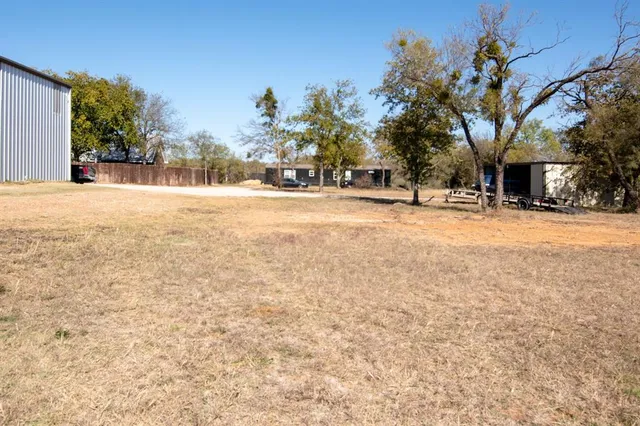 $325,000 | 303 Boone Street, Mingus, TX 76463