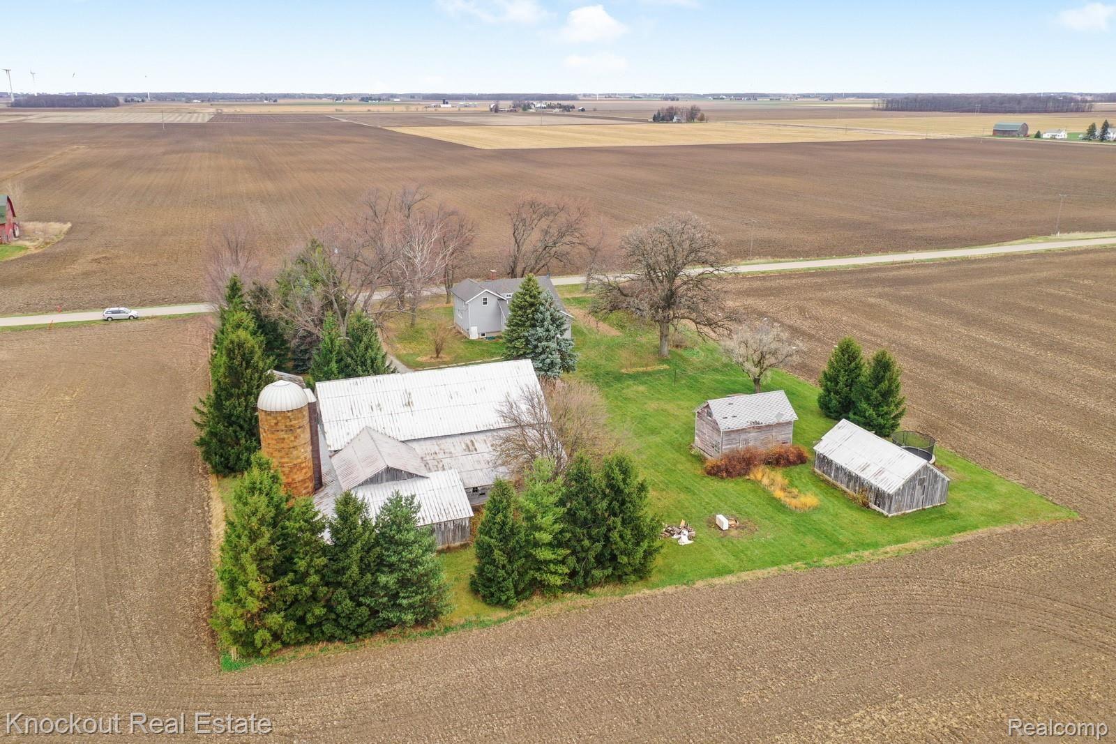 5161 Dixon Road Vassar, MI 48768 - Photo 62 of 68 5160 Dixon Vassar-62.jpg