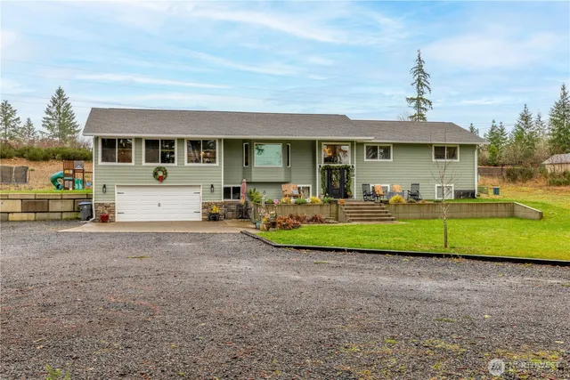 $765,000 | 1591 East Island Lake Drive, Shelton, WA 98584