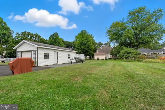 $575,000 | 5791 South Hawthorne Avenue, Rock Hall, MD 21661