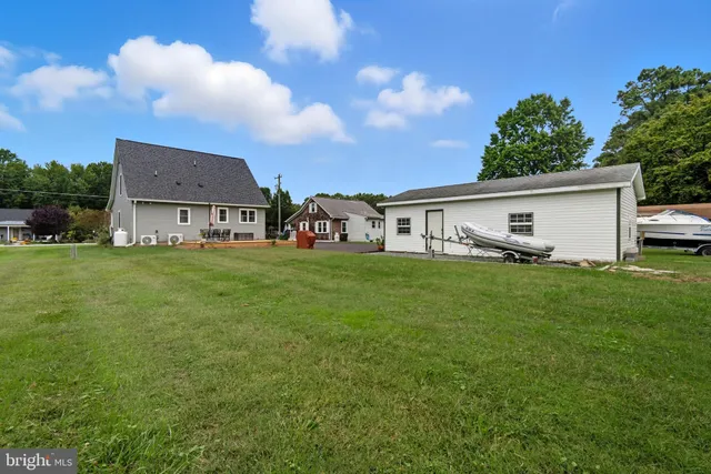 $575,000 | 5791 South Hawthorne Avenue, Rock Hall, MD 21661