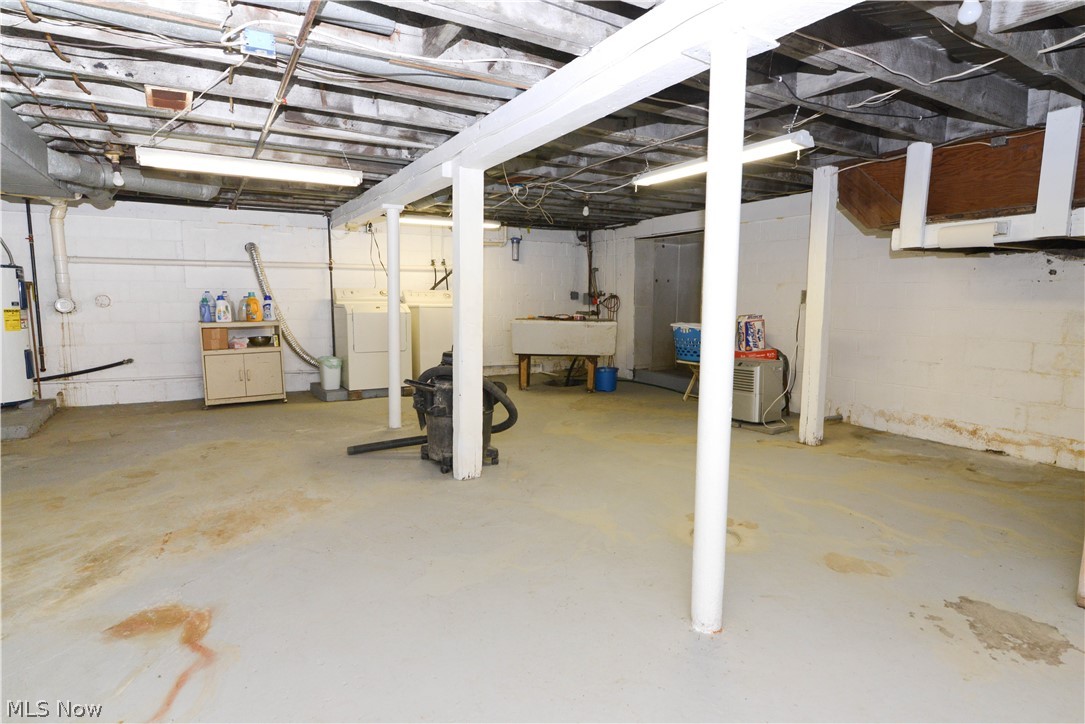 3685 Riblett Road Youngstown, OH 44515 - Photo 21 of 35 Gallery Image 21