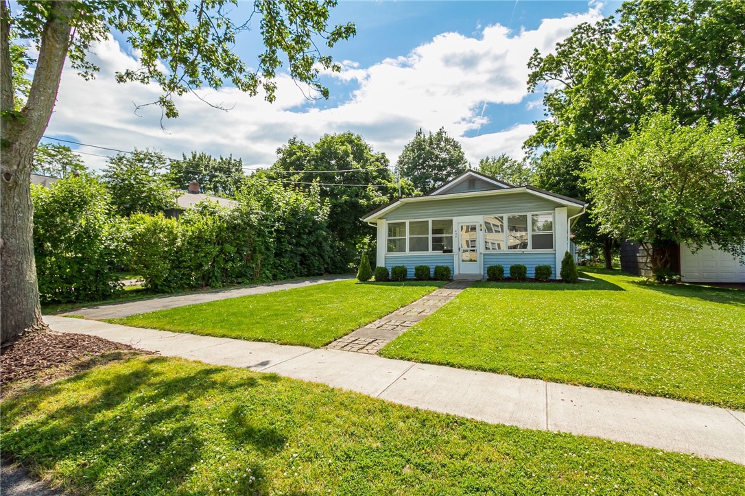 435 West Avenue Arcadia, NY 14513 - Photo 2 of 20 Front of the home