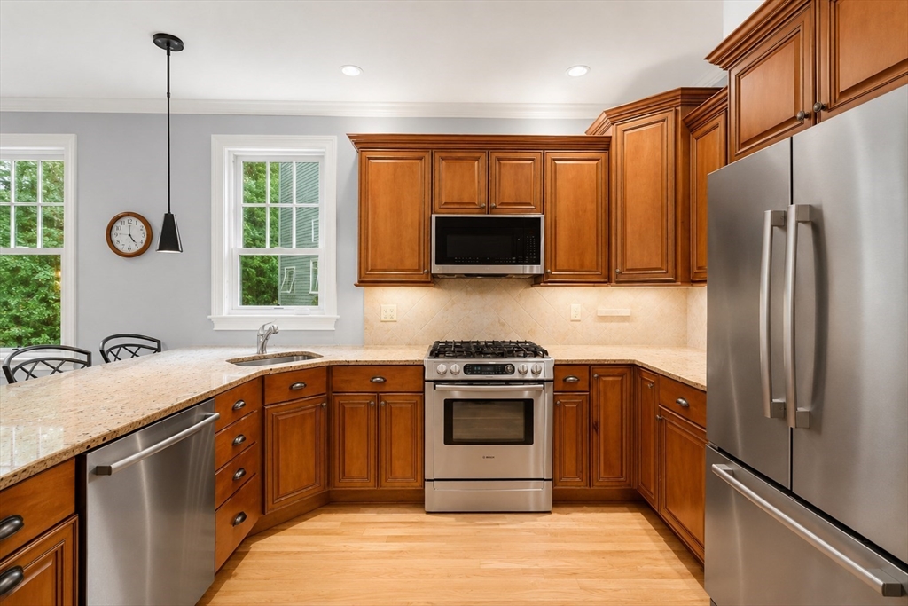 36 Journeys End Lane, Unit 13 Lexington, MA 02421 - Photo 3 of 30