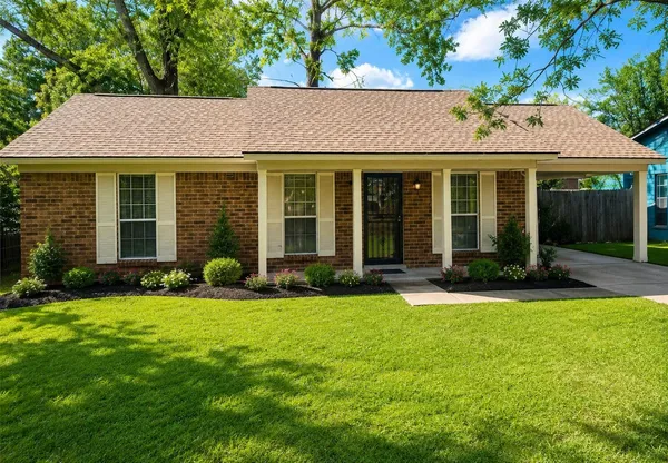 $137,500 | 5207 Breckenwood Drive, Memphis, TN 38127