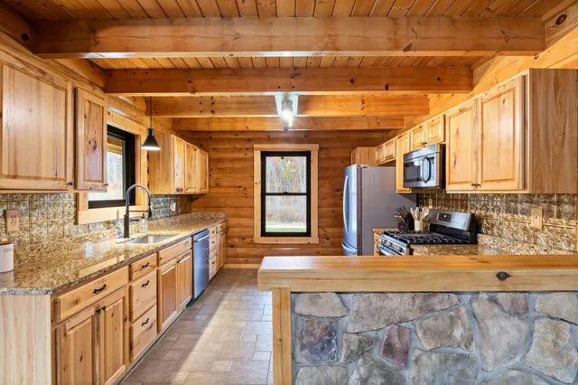 $849,000 | 24 Suckerville Road, Raymond, ME 04071