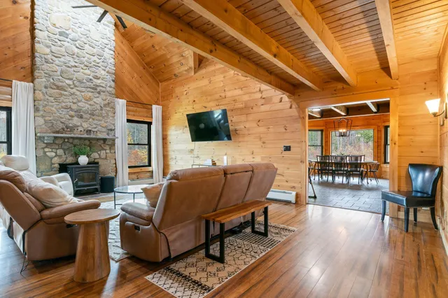 $849,000 | 24 Suckerville Road, Raymond, ME 04071