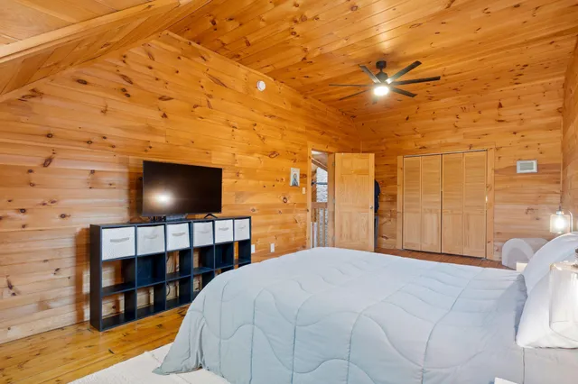 $849,000 | 24 Suckerville Road, Raymond, ME 04071