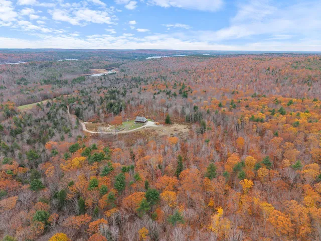 $849,000 | 24 Suckerville Road, Raymond, ME 04071