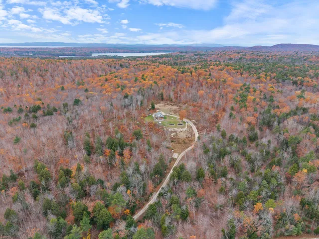 $849,000 | 24 Suckerville Road, Raymond, ME 04071