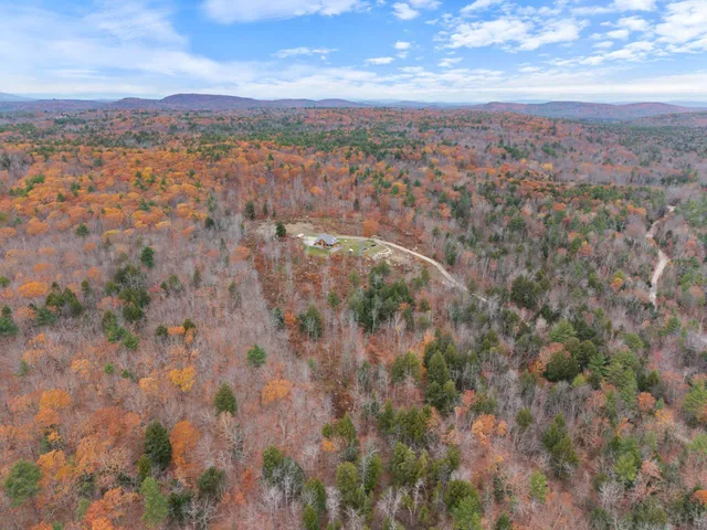 $849,000 | 24 Suckerville Road, Raymond, ME 04071