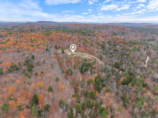 $849,000 | 24 Suckerville Road, Raymond, ME 04071