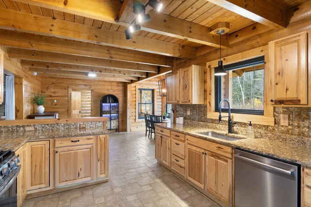 $849,000 | 24 Suckerville Road, Raymond, ME 04071