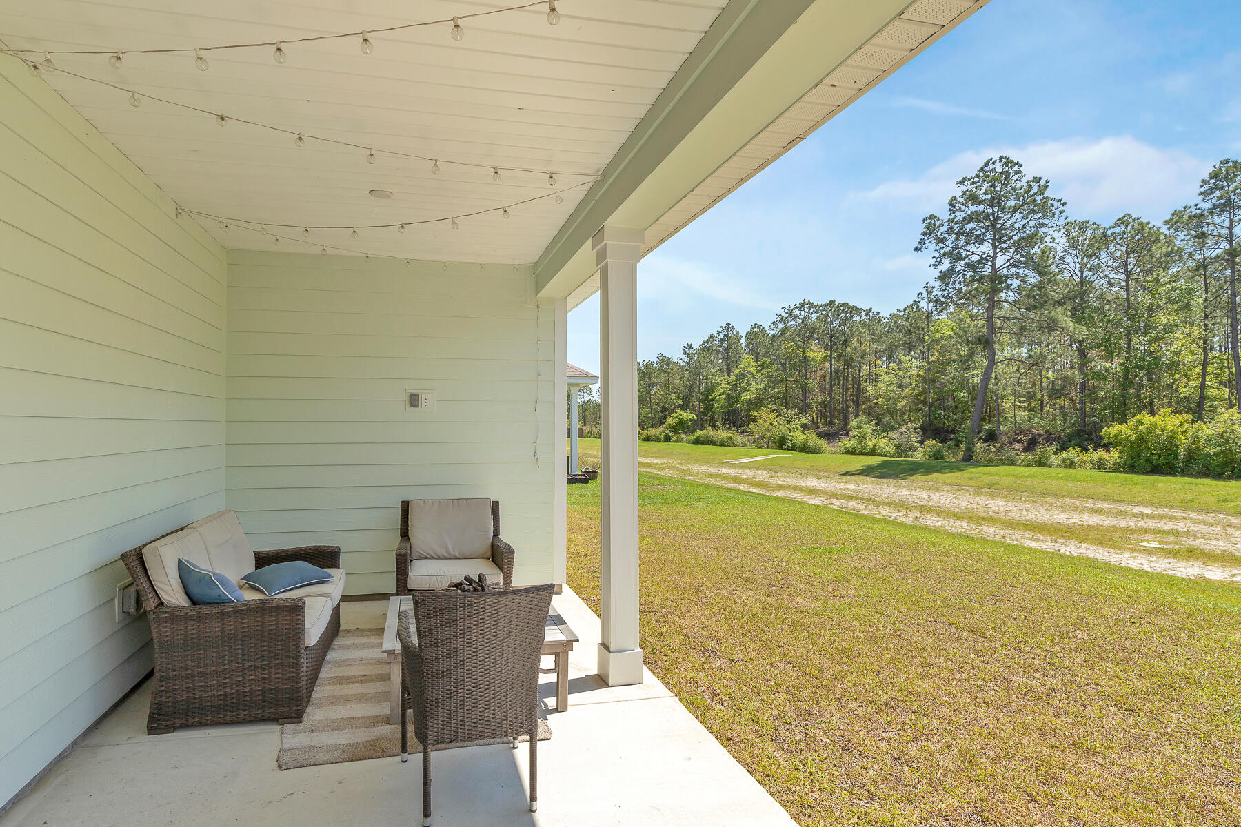 186 Southern Pnes Road Santa Rosa Beach, FL 32459 - Photo 29 of 32 Back patio