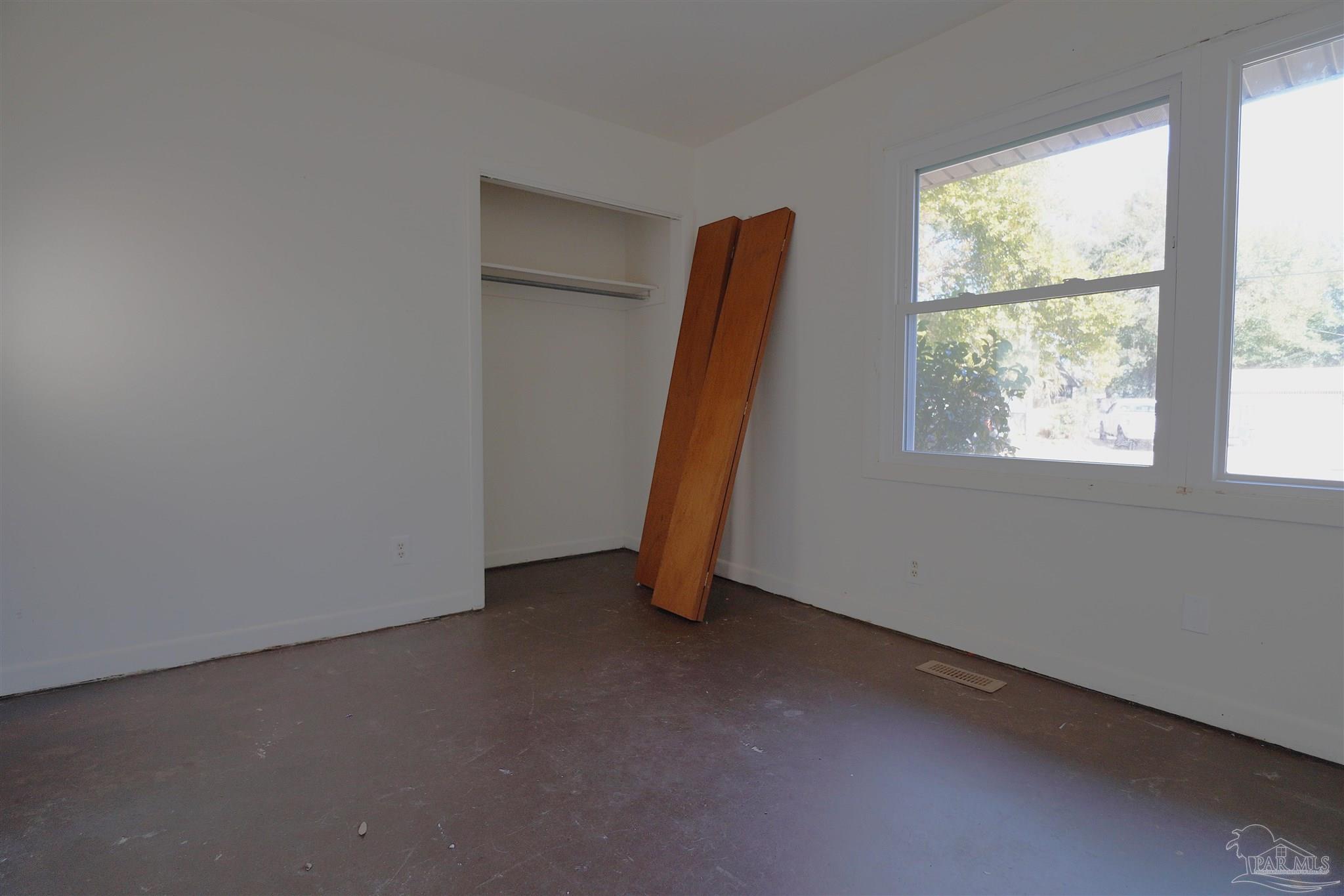 3495 Rothschild Drive Pensacola, FL 32503 - Photo 12 of 37