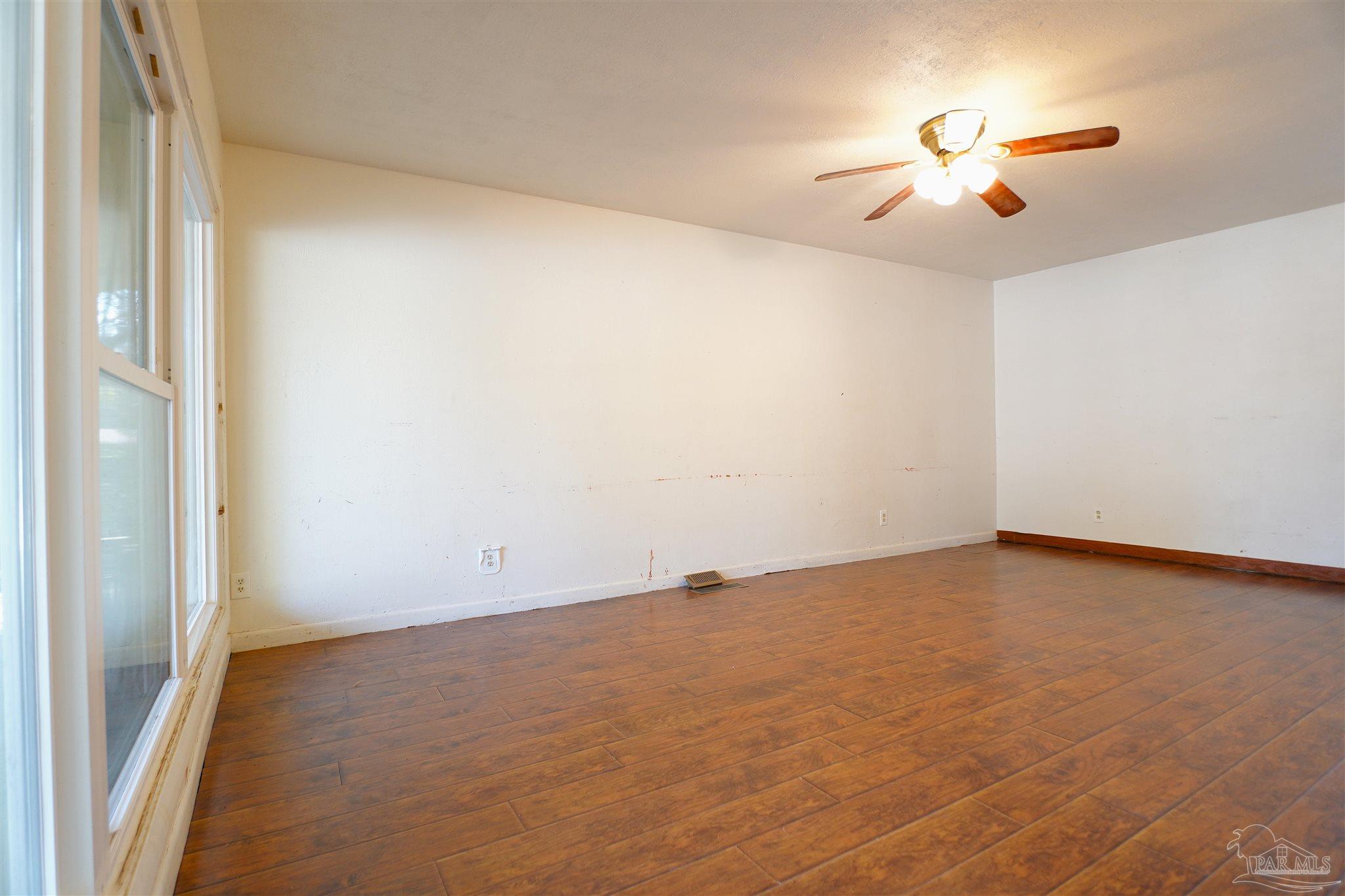 3495 Rothschild Drive Pensacola, FL 32503 - Photo 16 of 37